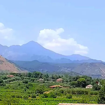 בית נופש Etna